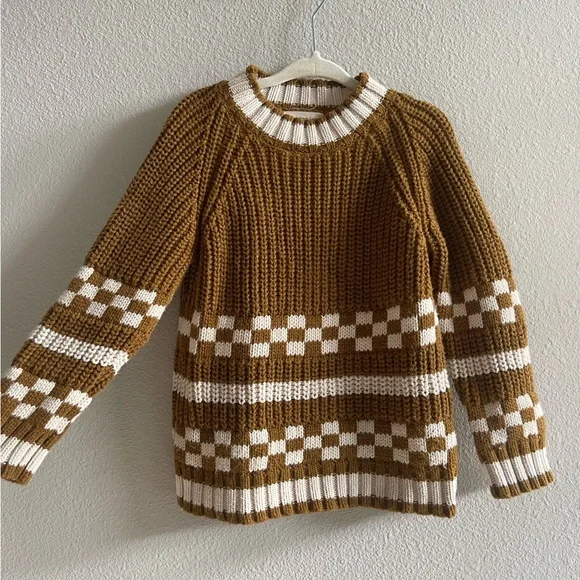 Fin & Vince Sweater - Picture 2 of 5